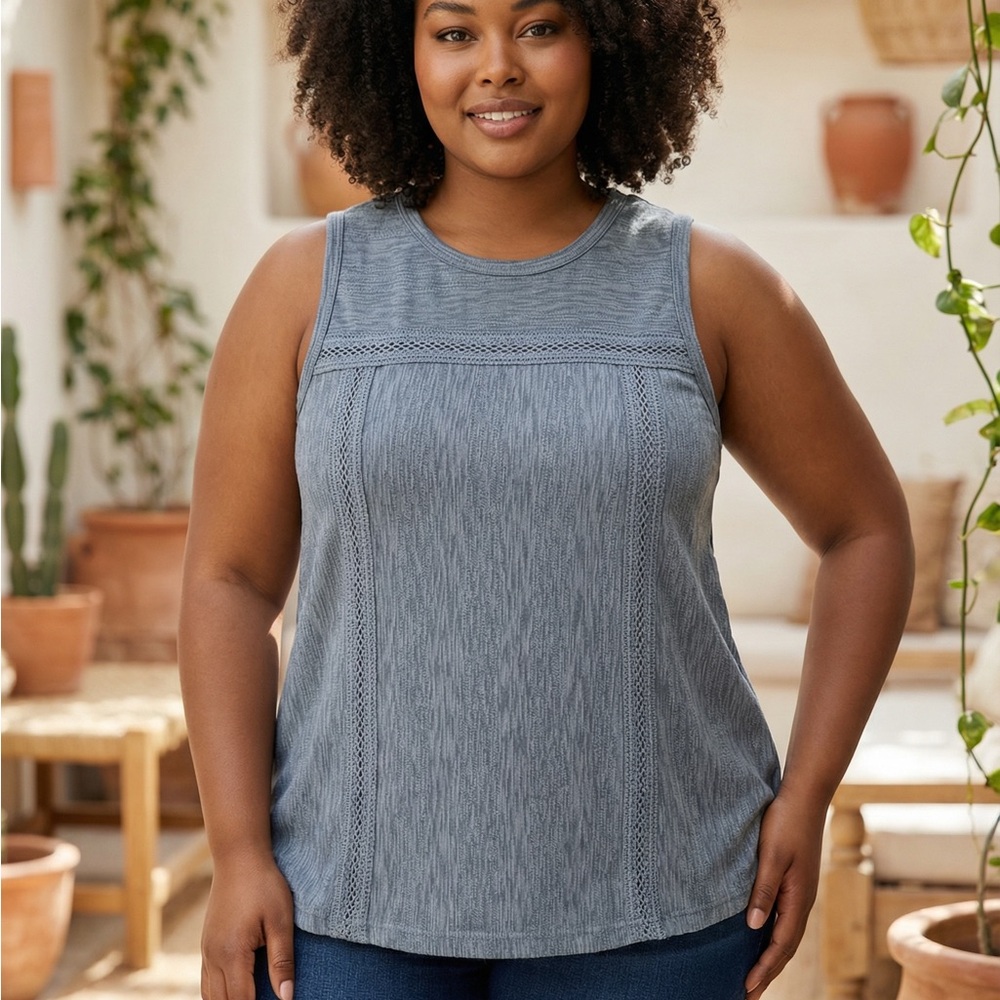 Doe & Rae Boutique Heather Blue Decorative Trim Tank Top Size L NWT